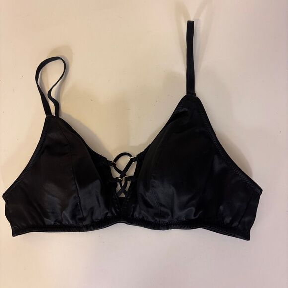 Victoria's Secret Black Satin Lace Up Bralette Bra Small - Picture 4 of 6